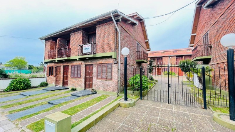 HERMOSO DUPLEX 4 AMB - IDEAL PARA VIVIENDA PERMANENTE
