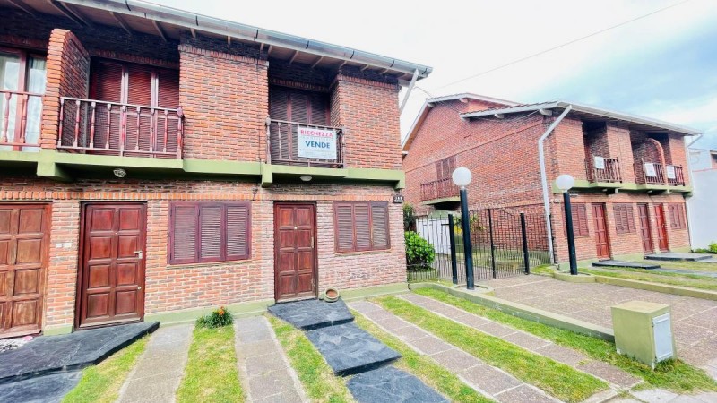HERMOSO DUPLEX 4 AMB - IDEAL PARA VIVIENDA PERMANENTE