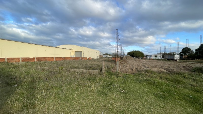 Importante Lote Comercial en venta!!!