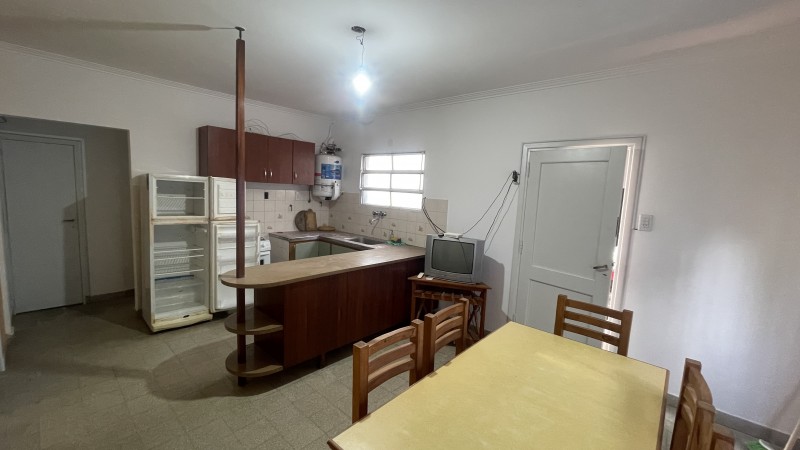 OPORTUNIDAD CASA DE 3 AMBIENTES AL FRENTE!!!