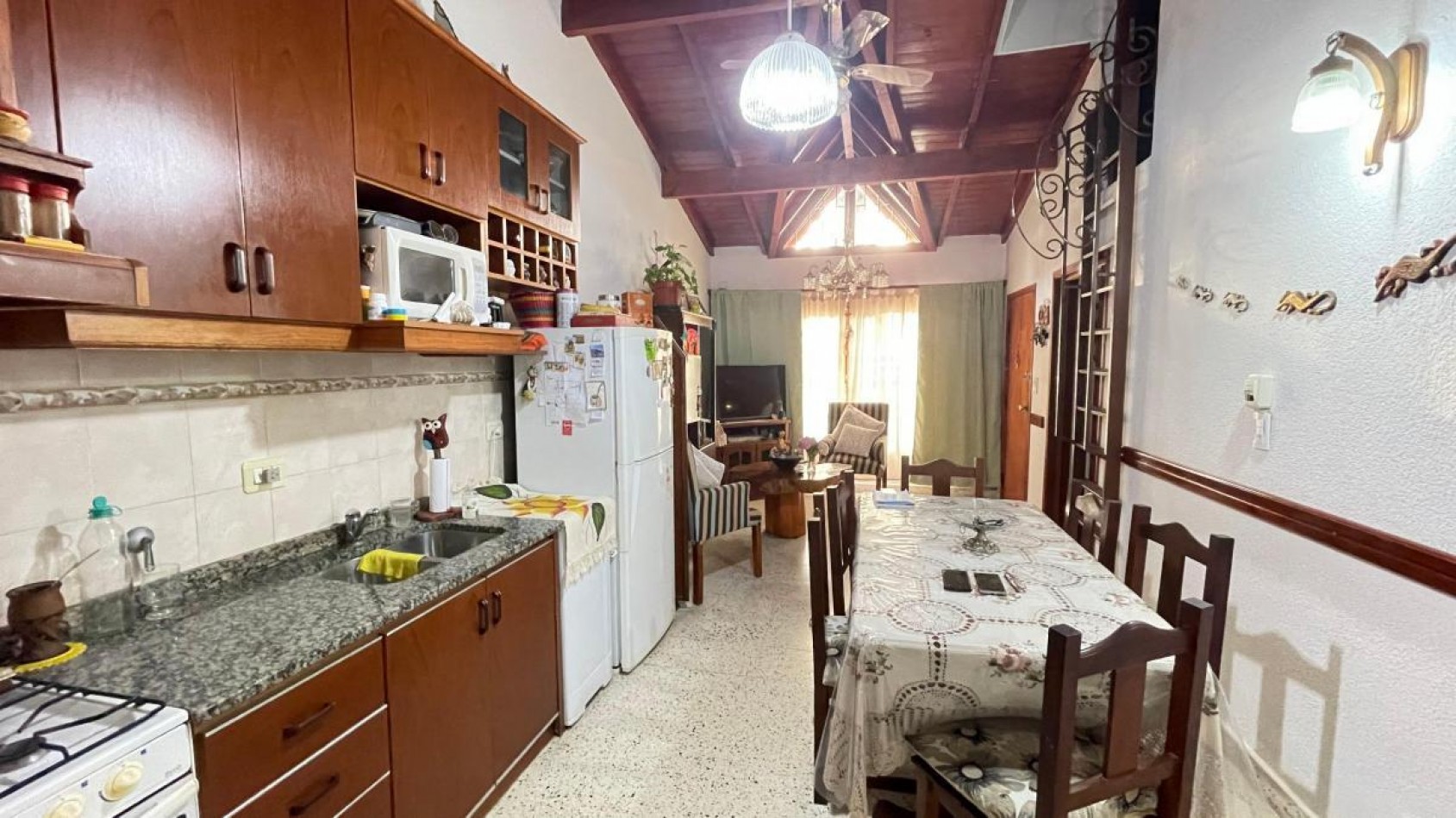 Hermosa Casa de 4 Ambientes - Ideal para vivienda permanente