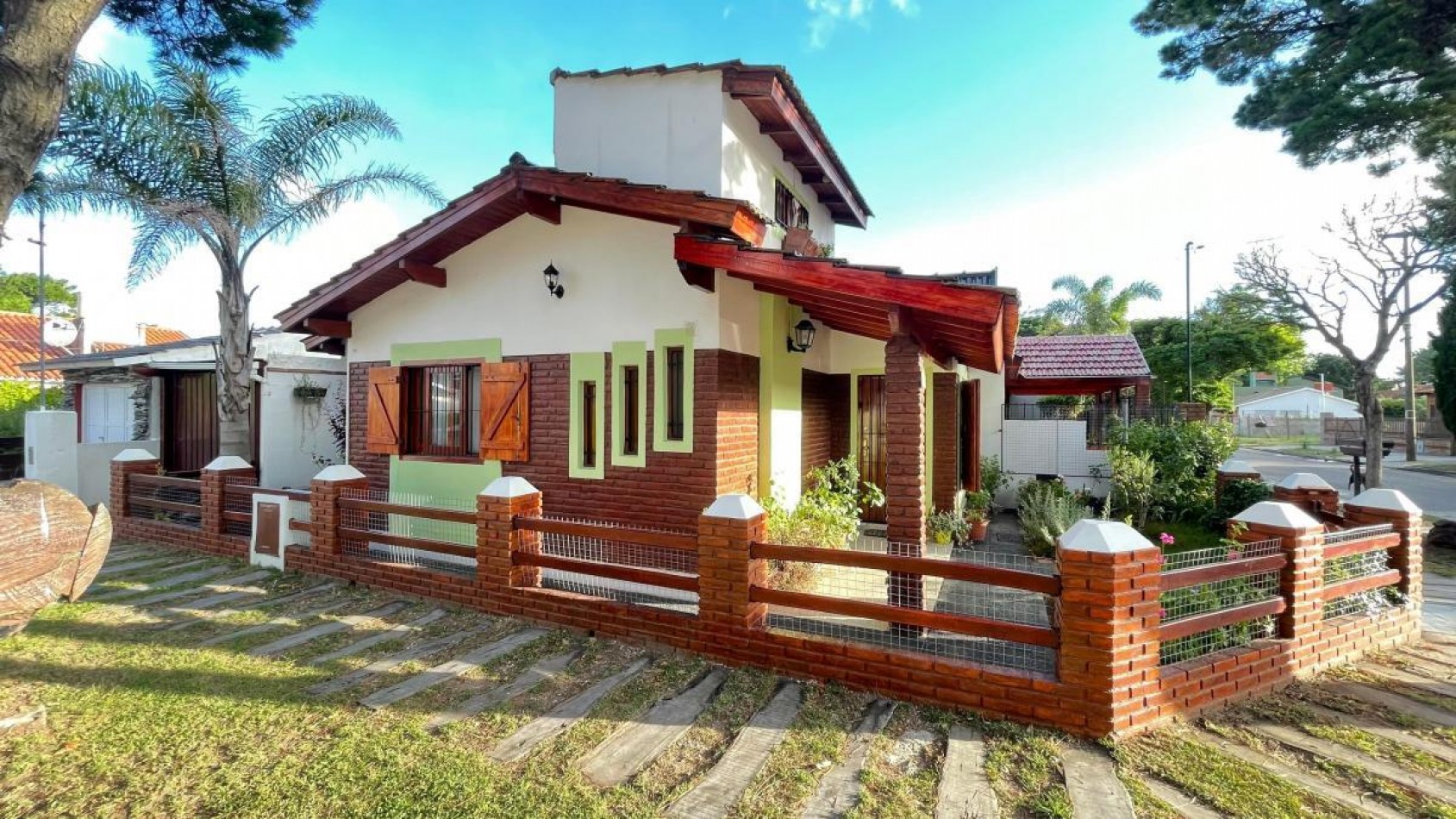 Hermosa Casa de 4 Ambientes - Ideal para vivienda permanente