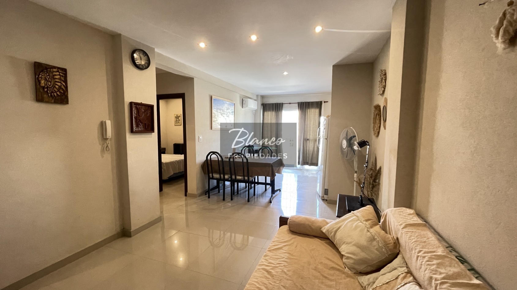 Hermoso Departamento de 2 Ambientes a una cuadra del mar