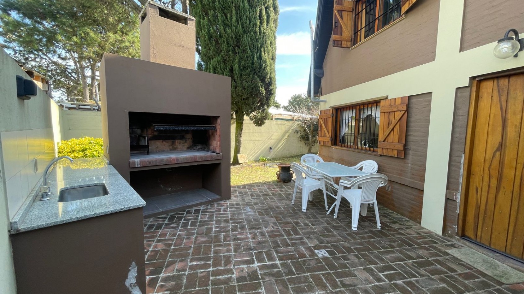 Hermosa propiedad en venta de 4 amb en Barrio San Rafael