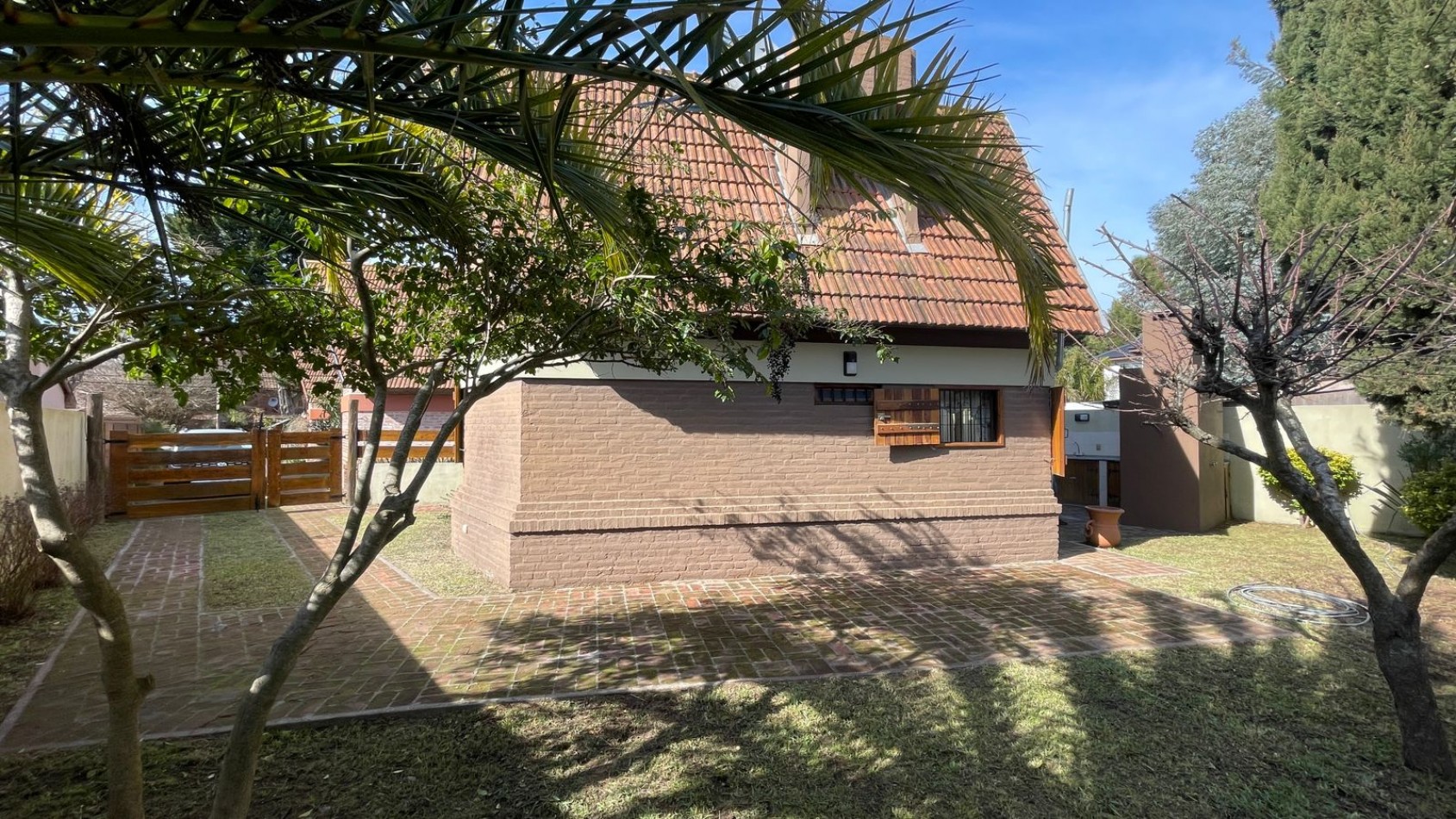 Hermosa propiedad en venta de 4 amb en Barrio San Rafael