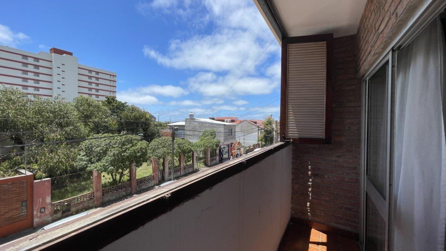 DEPARTAMENTOS DE 3 AMBIENTES A METROS DEL MAR 1° PISO