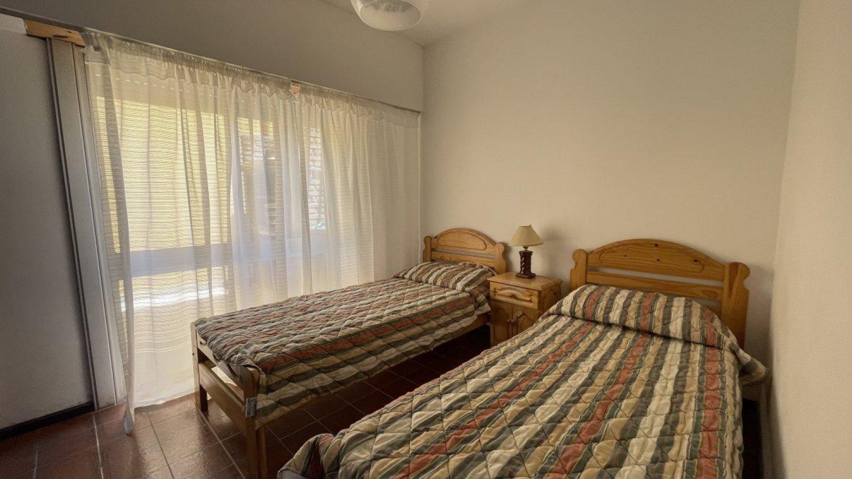 DEPARTAMENTOS DE 3 AMBIENTES A METROS DEL MAR 1° PISO