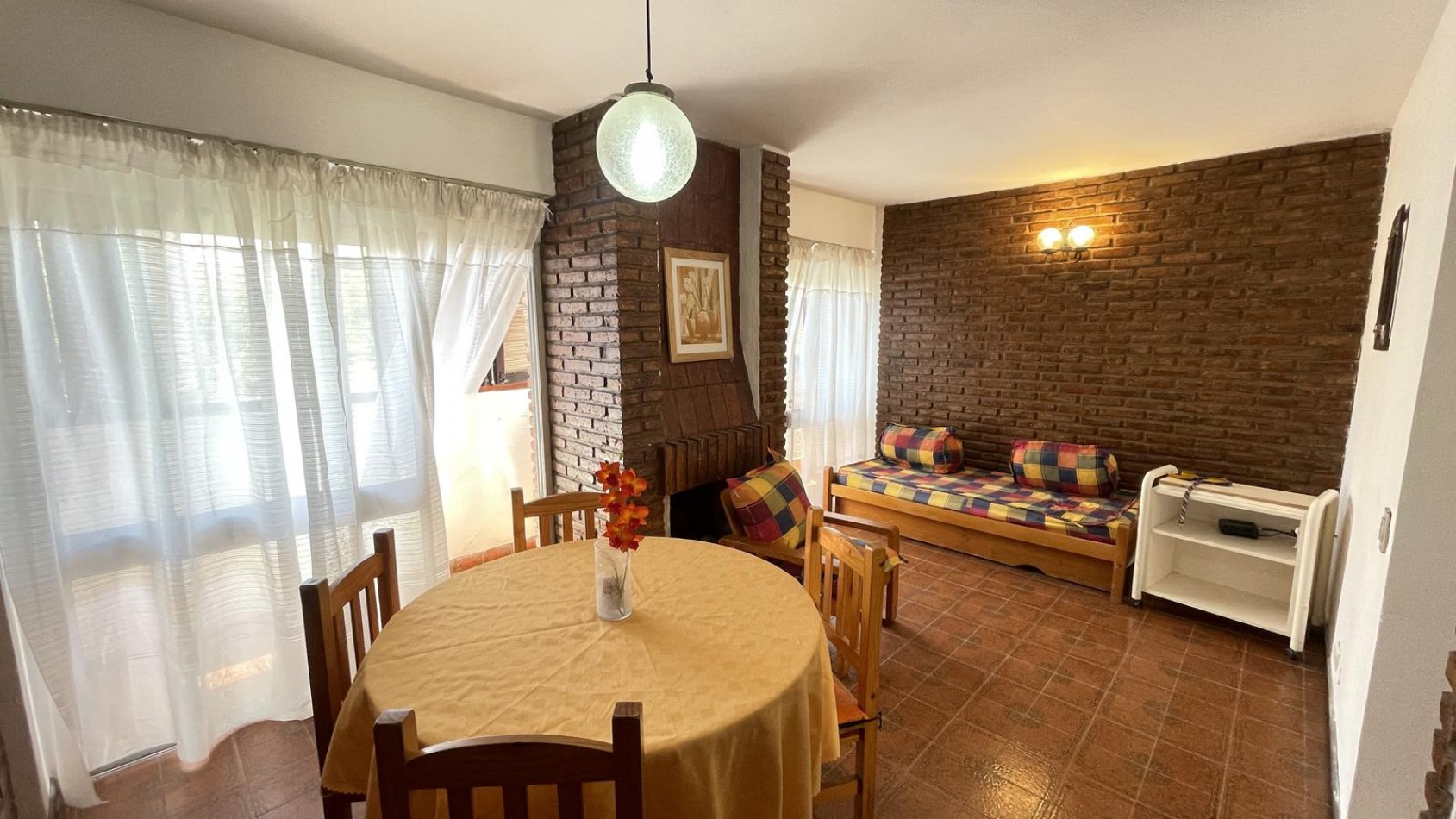 DEPARTAMENTO DE 2 AMBIENTES A METROS DEL MAR 1° PISO