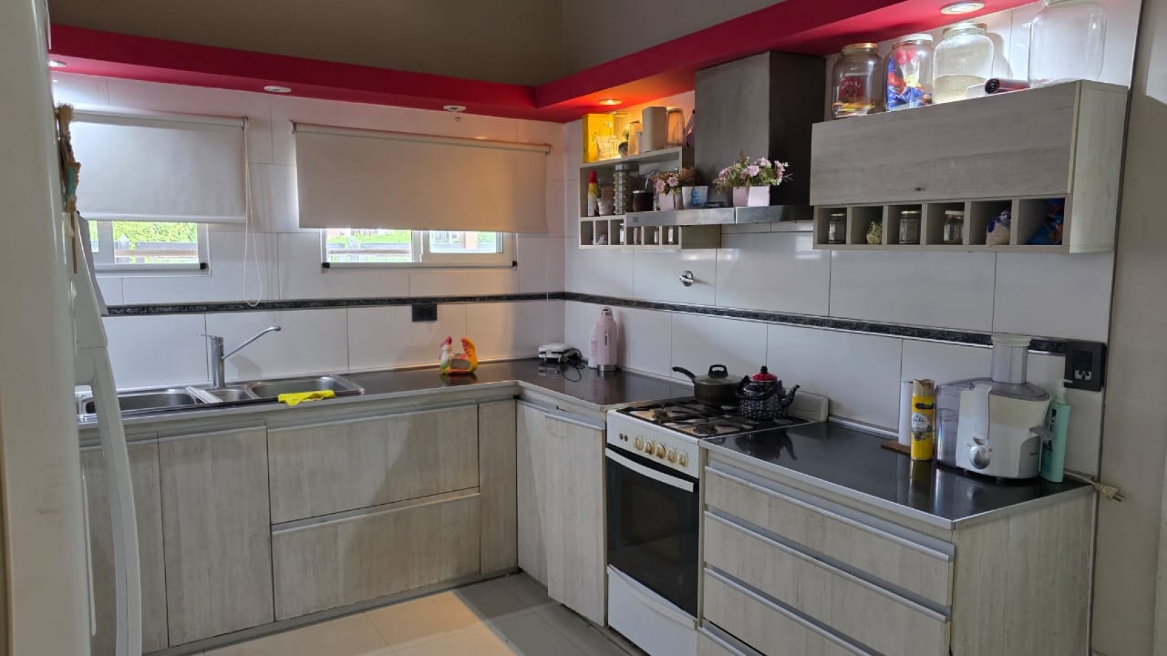 Hermosa casa en Barrio San Rafael - Ideal vivienda permanente - ACEPTA MENOR VALOR!!!