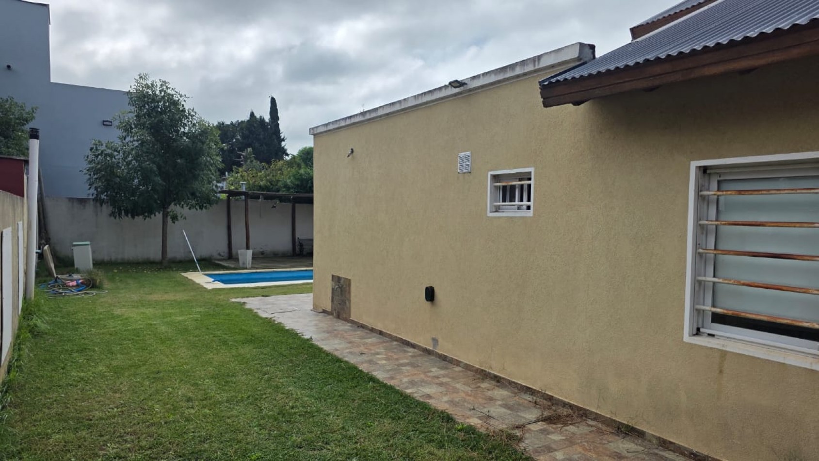 Hermosa casa en Barrio San Rafael - Ideal vivienda permanente - ACEPTA MENOR VALOR!!!