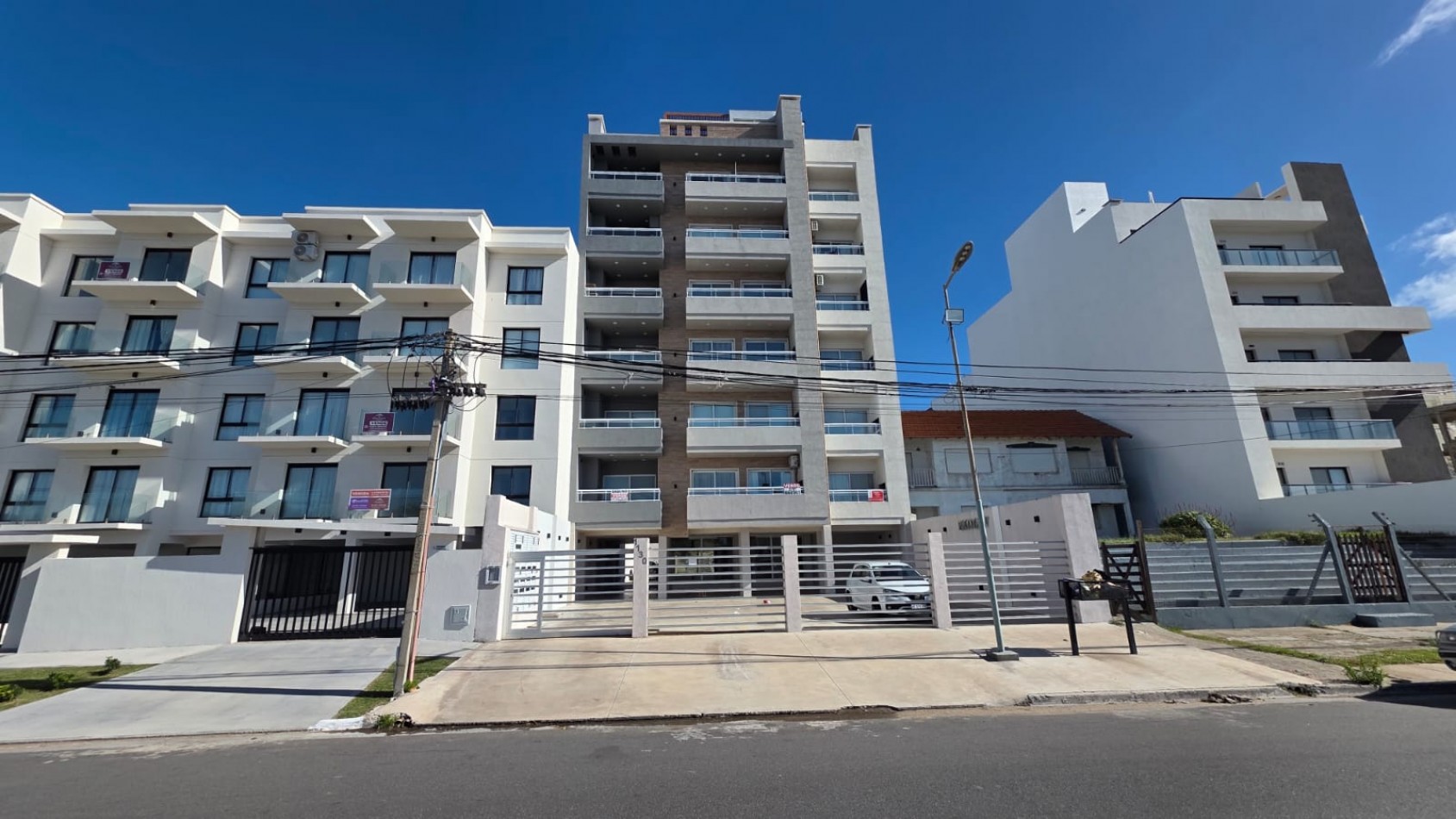 PICOTA V - EXCLUSIVO SEMIPISO DE 4 AMBIENTES FRENTE AL MAR!!!