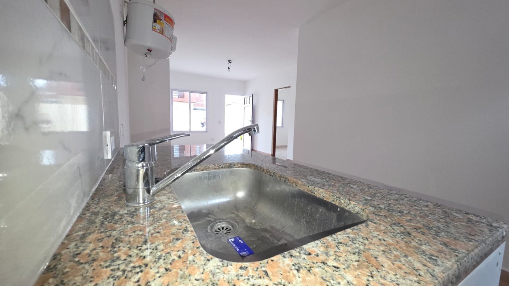Departamentos de 3 ambientes a estrenar - OPORTUNIDAD!!!
