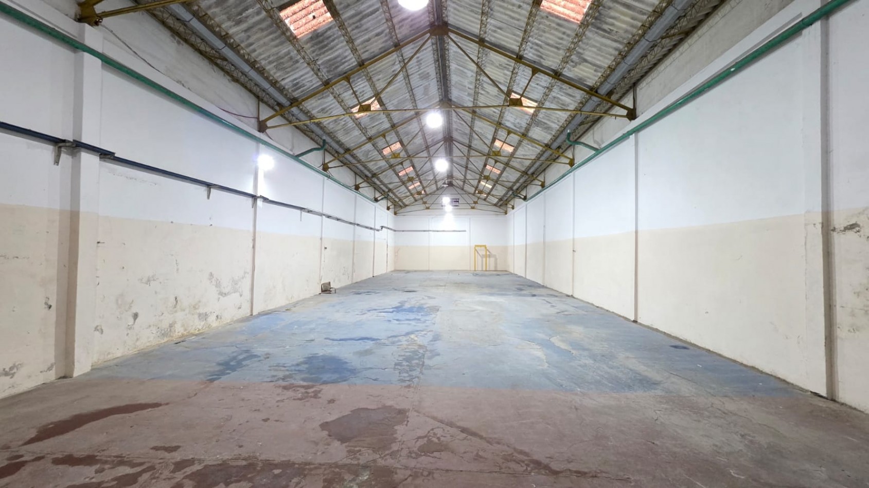 GALPON CON VIVIENDA