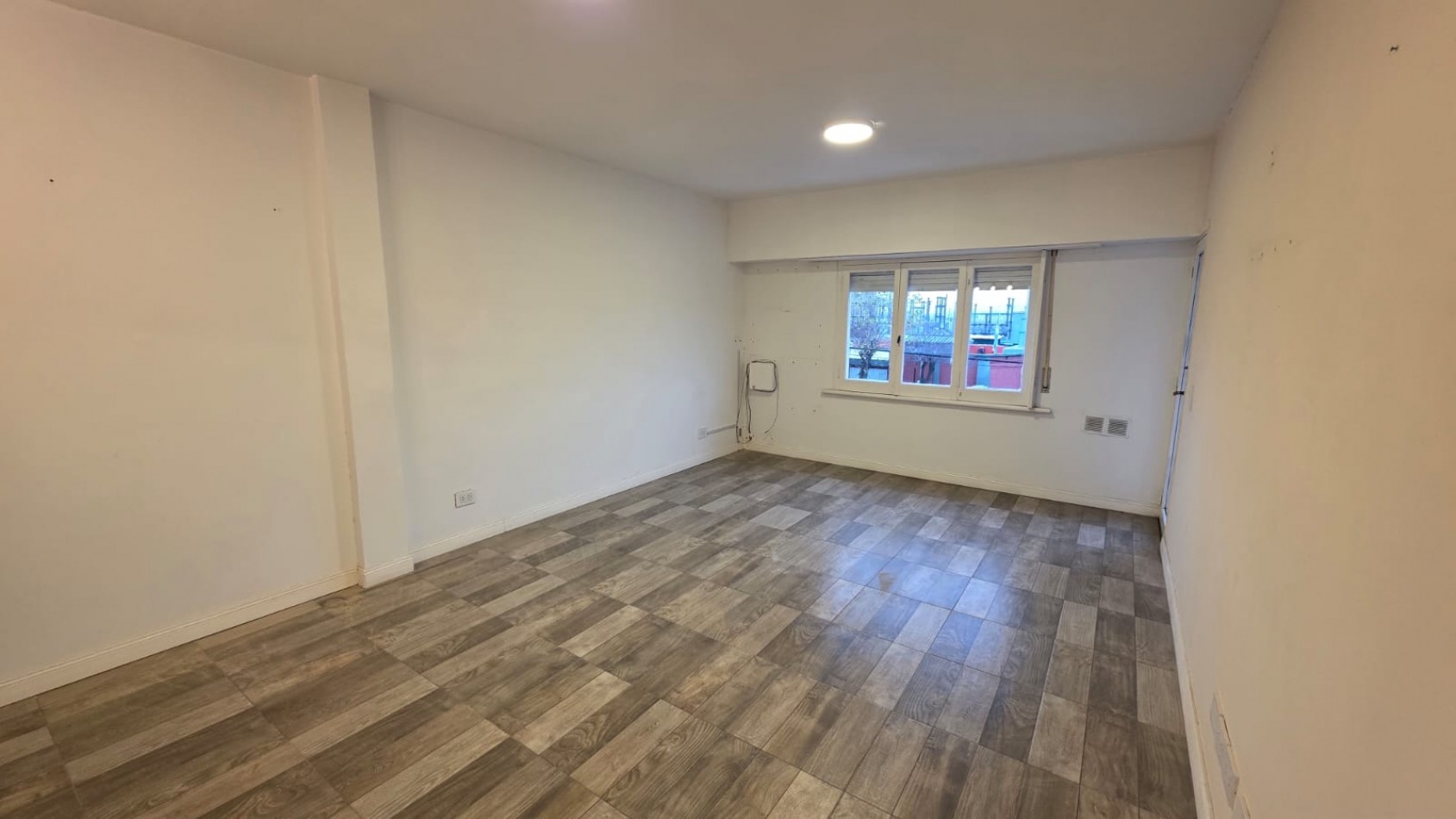 GALPON CON VIVIENDA