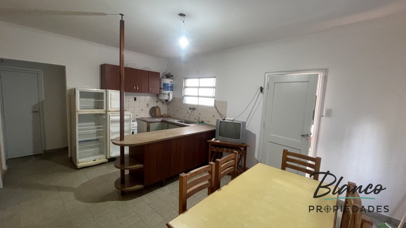 OPORTUNIDAD CASA DE 3 AMBIENTES AL FRENTE!!!