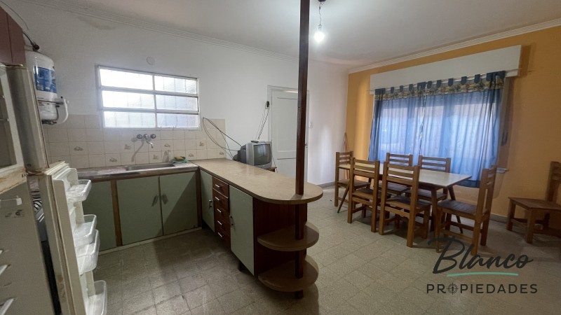 OPORTUNIDAD CASA DE 3 AMBIENTES AL FRENTE!!!