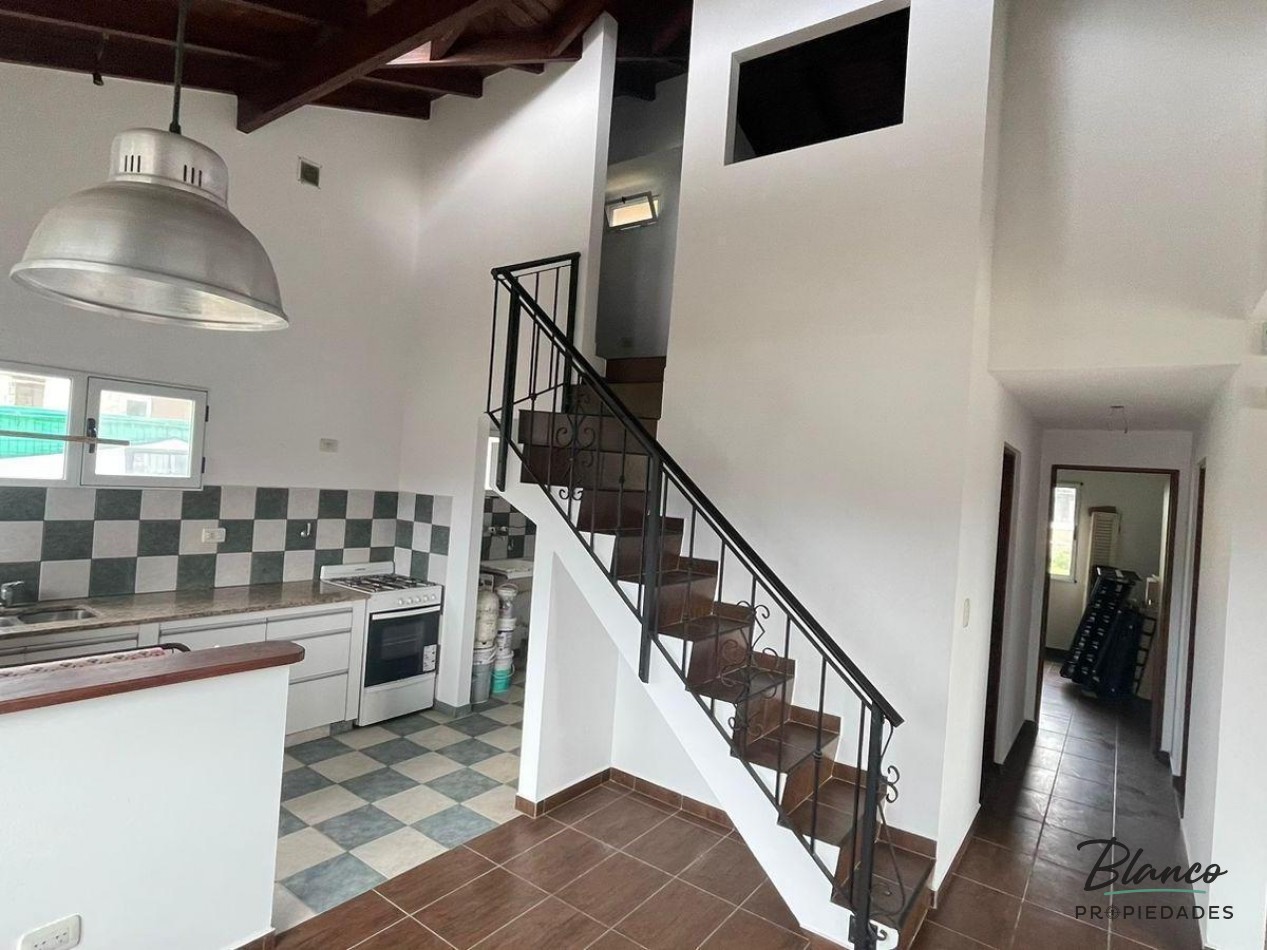 2 CASAS DE 4 AMB EN VENTA EN BARRIO SAN RAFAEL - VENTA EN BLOCK O INDIVIDUAL