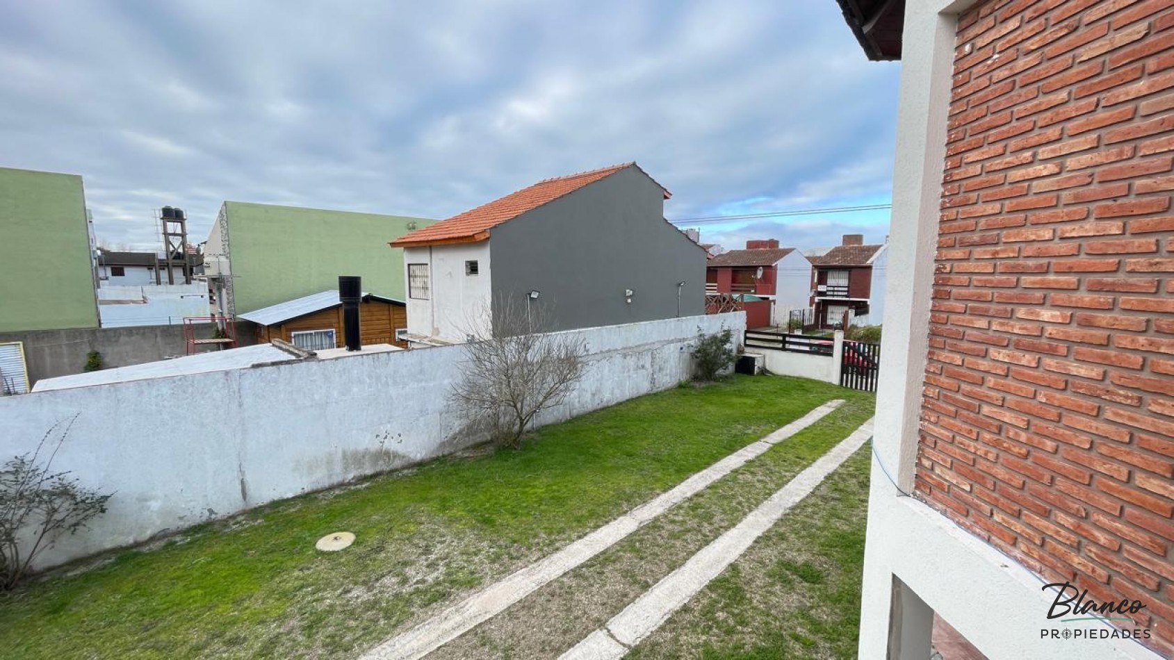 COMPLEJO DE DUPLEX EN VENTA - INDIVIDUAL O EN BLOCK