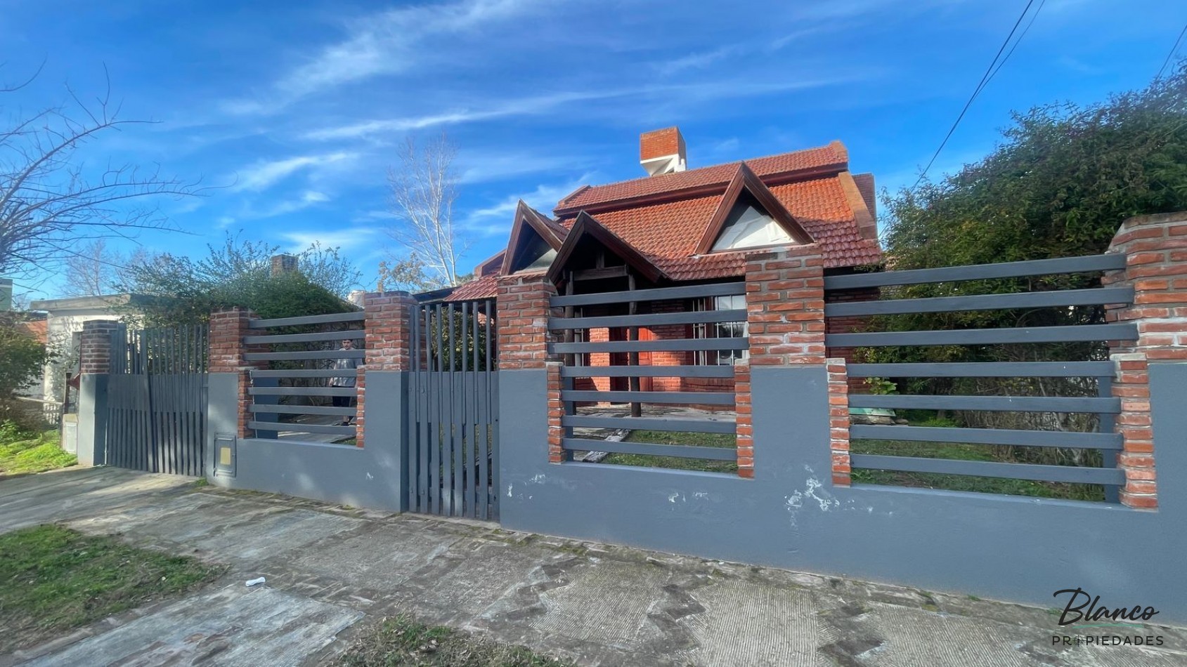 Hermosa casa en venta - Ideal para vivienda permanente!!!
