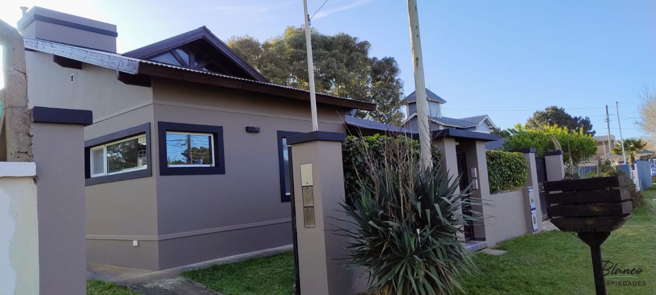 2 CASAS DE 4 AMB EN VENTA EN BARRIO SAN RAFAEL - VENTA EN BLOCK O INDIVIDUAL