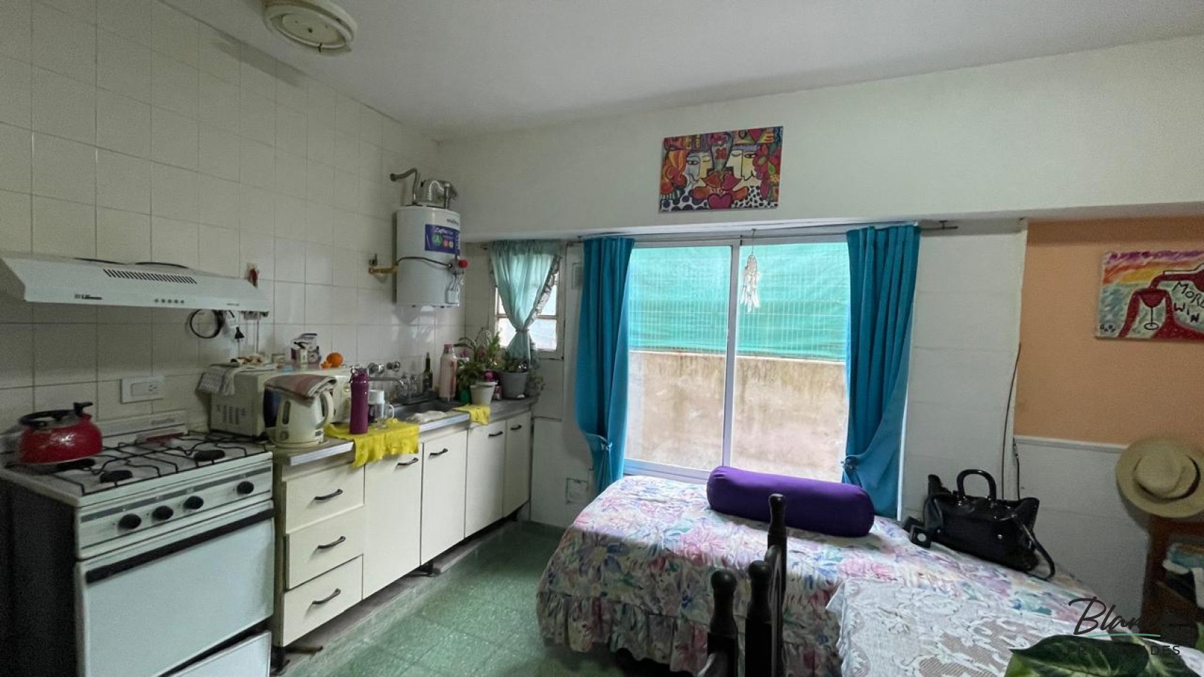 DEPARTAMENTO DE 2 AMBIENTES A METROS DE  AVENIDA  LIBERTADOR  EN 1° PISO