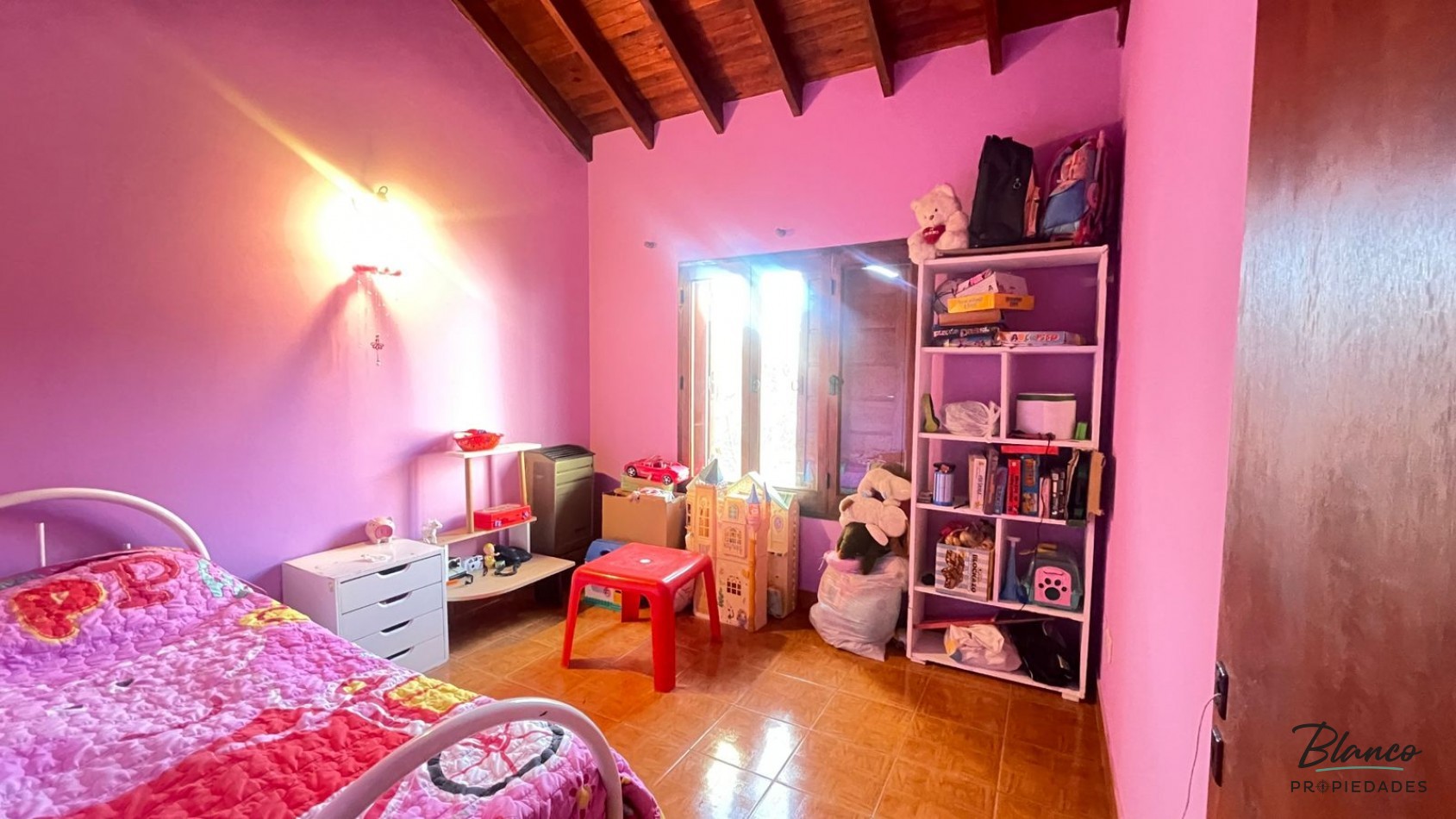Hermosa casa en venta - Ideal para vivienda permanente!!!