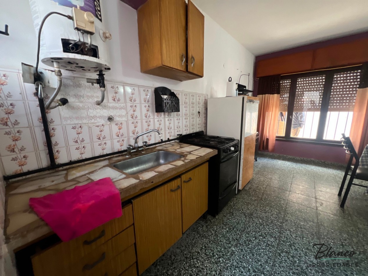  ¡Oportunidad en el centro! Depto 2 Ambientes en Planta Baja