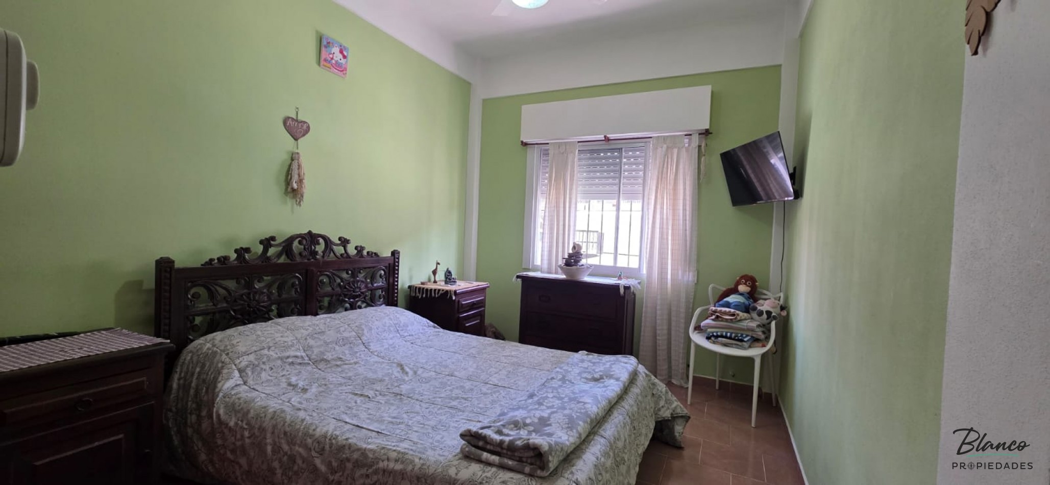 Hermoso Dpto de 2 ambientes en Planta Baja con todos los servicios en pleno centro