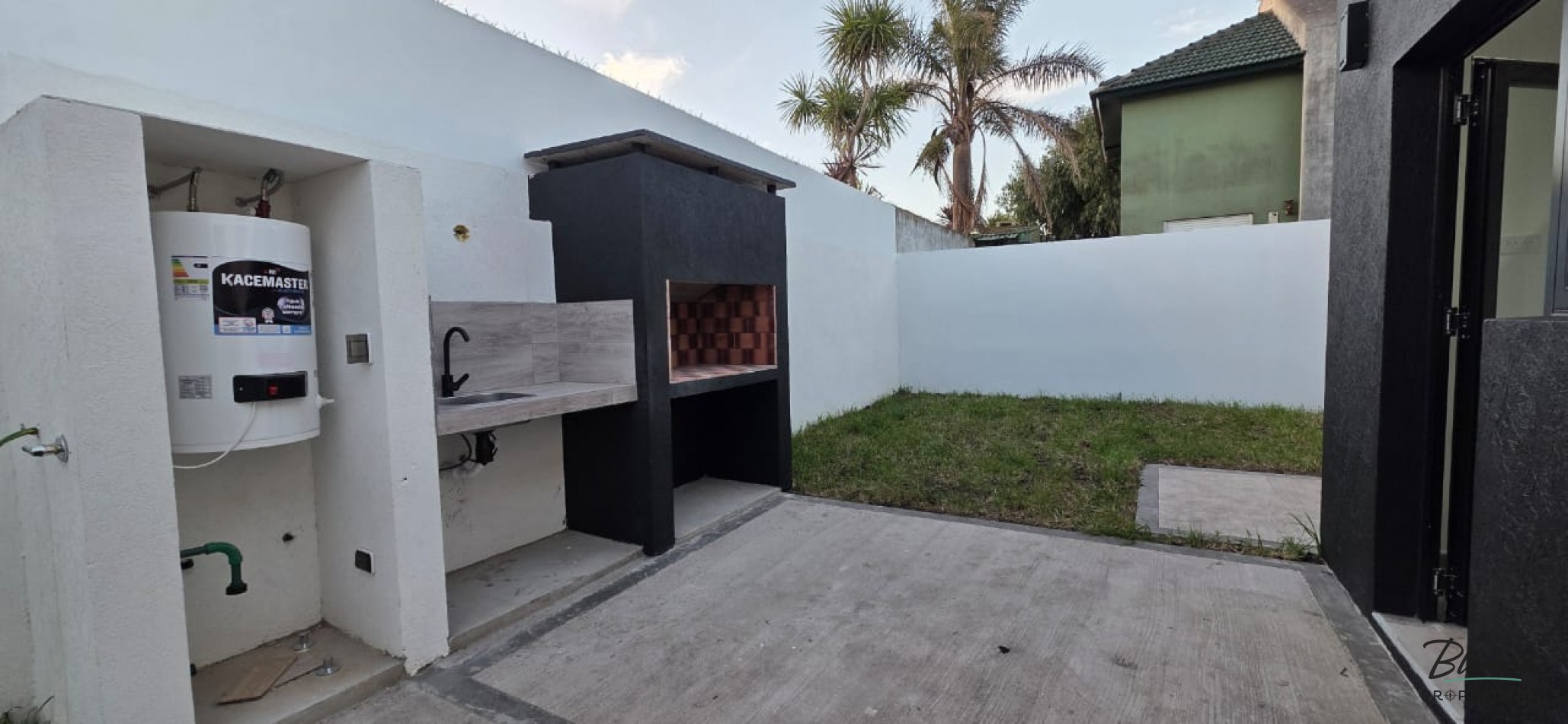Hermosa Propiedad en venta a estrenar de 4 ambientes a Metros del mar!!! Complejo Popeye