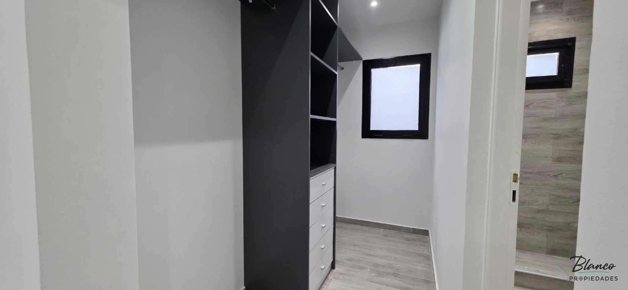 Hermosa Propiedad en venta a estrenar de 4 ambientes a Metros del mar!!! Complejo Popeye