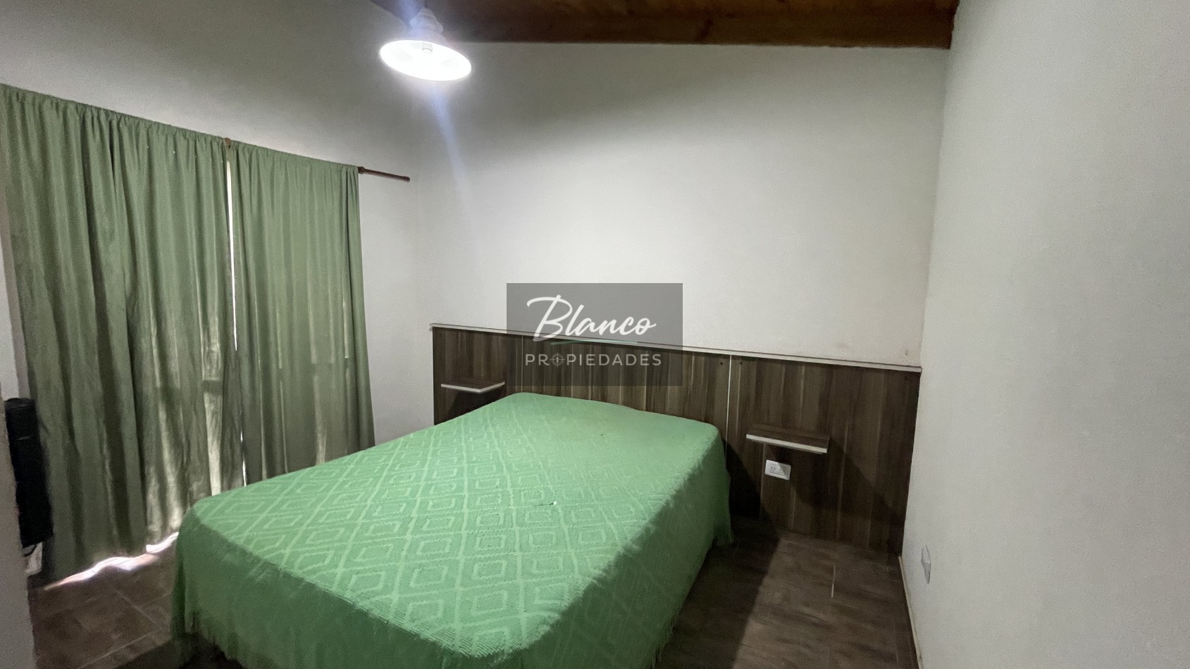 Oportunidad - 3 ambientes con Cochera / gas natural/ sin expensa