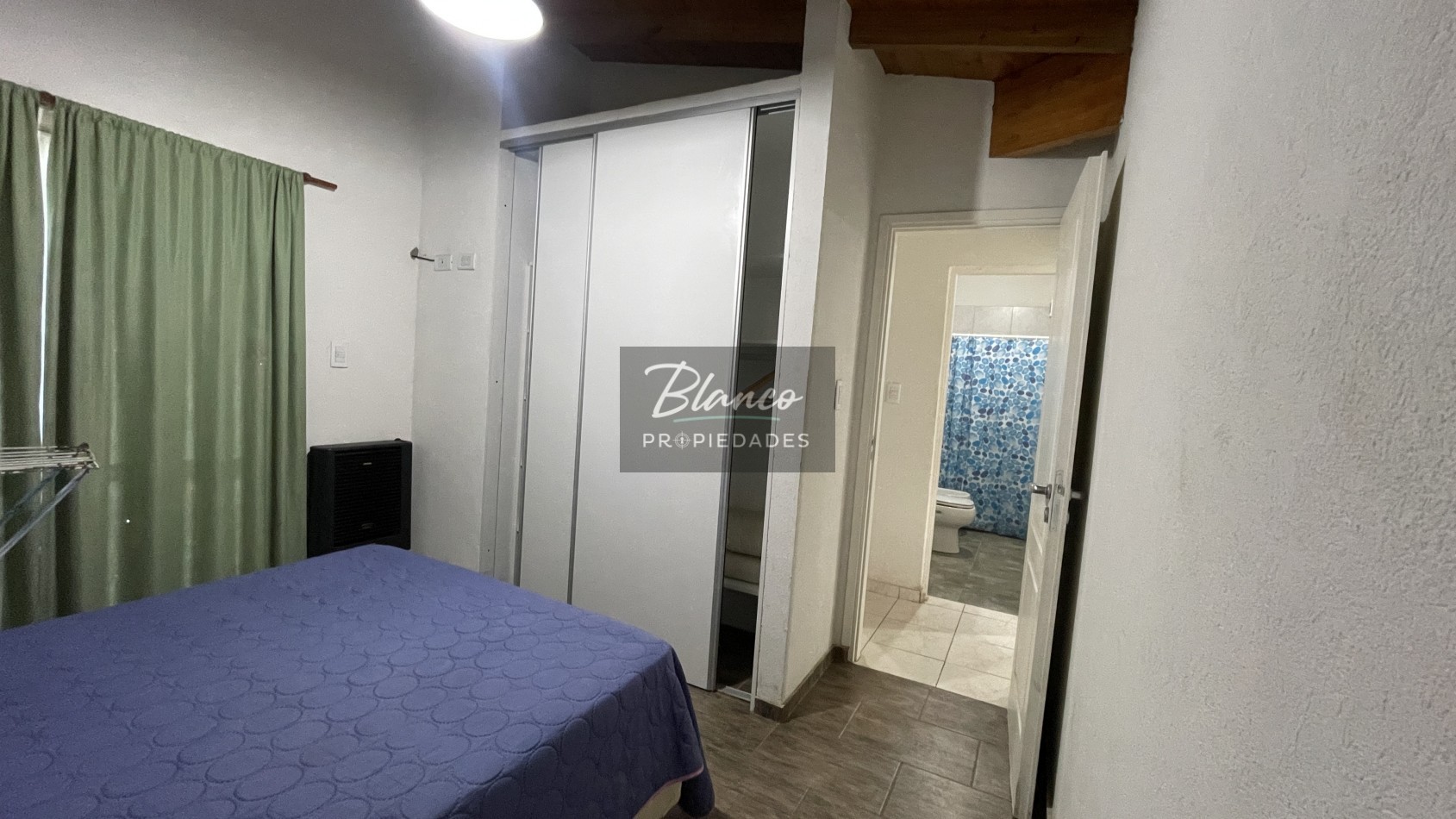 Departamentos de 3 ambientes con gas natural y cochera a mts del Mar!!!