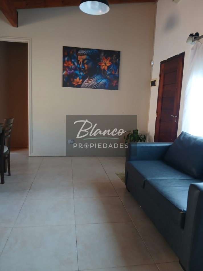 Hermosa Casa en venta  - Ideal para vivienda permanente.-