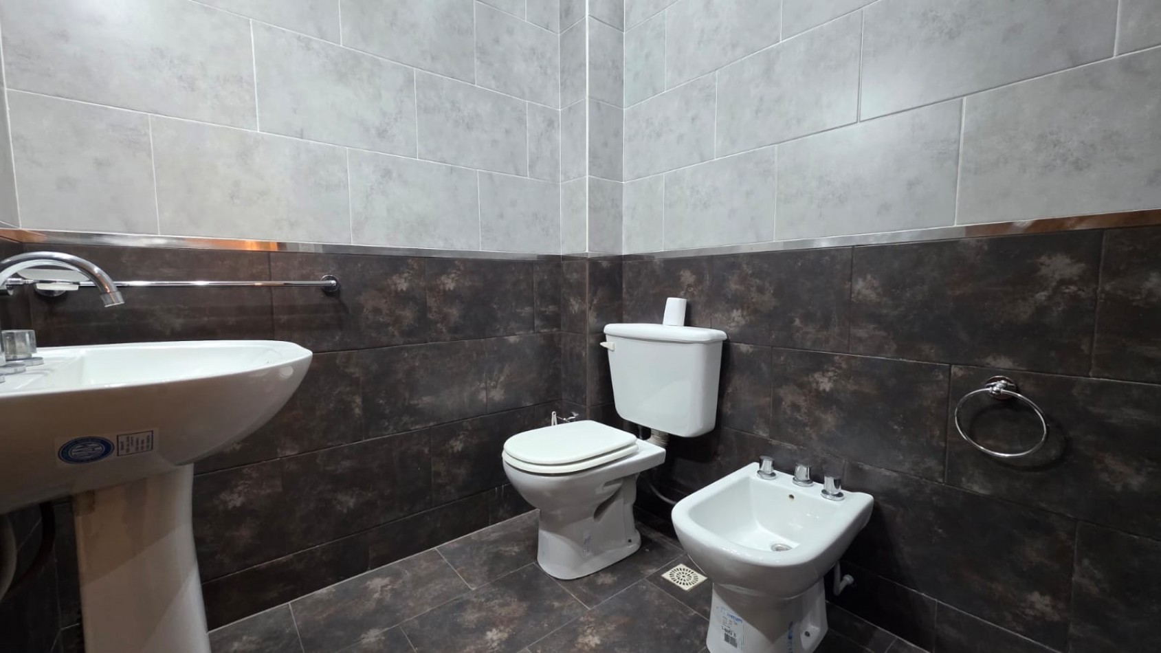 GALPON CON VIVIENDA