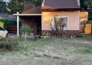 CASA DE 3 AMB + DPTO DE 2 AMB SOBRE LOTE DE 500MTS
