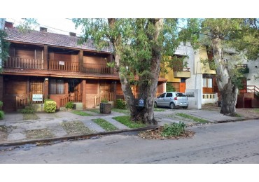 Duplex 3 ambientes a 4 cuadras del mar..