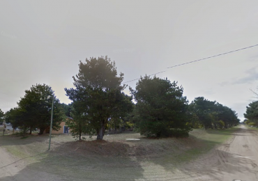 🌳 ¡LOTE EN ESQUINA FRENTE A LA PLAZA EN ZONA RESIDENCIAL! 🌳